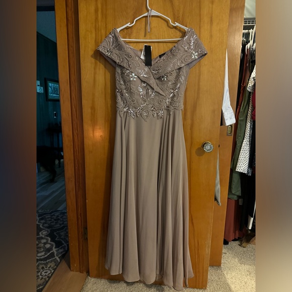 XSCAPE Dress - Picture 3 of 12